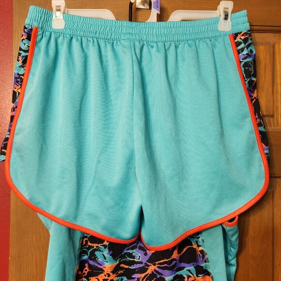 EUC 2 Piece Short Set by Jennifer Lauren - Picture 2 of 3